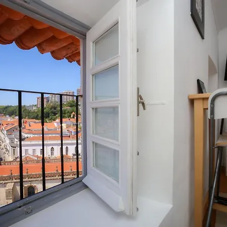 科姆西斯特洛公寓 * 科英布拉